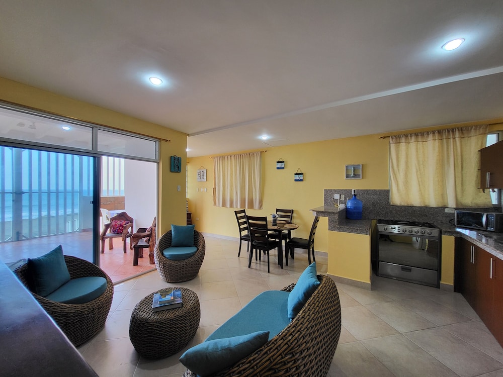 SUIT BRISAMAR SANTA MARIANITA BeachManta