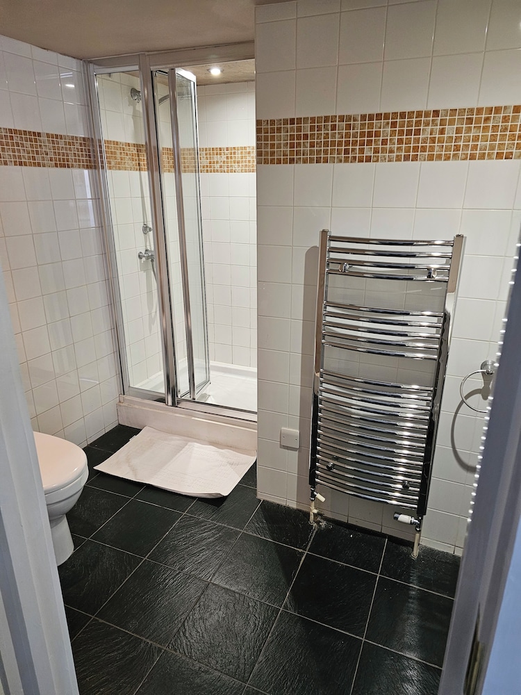 Marlborough Vacations - The Barleycorn - Property Image 5