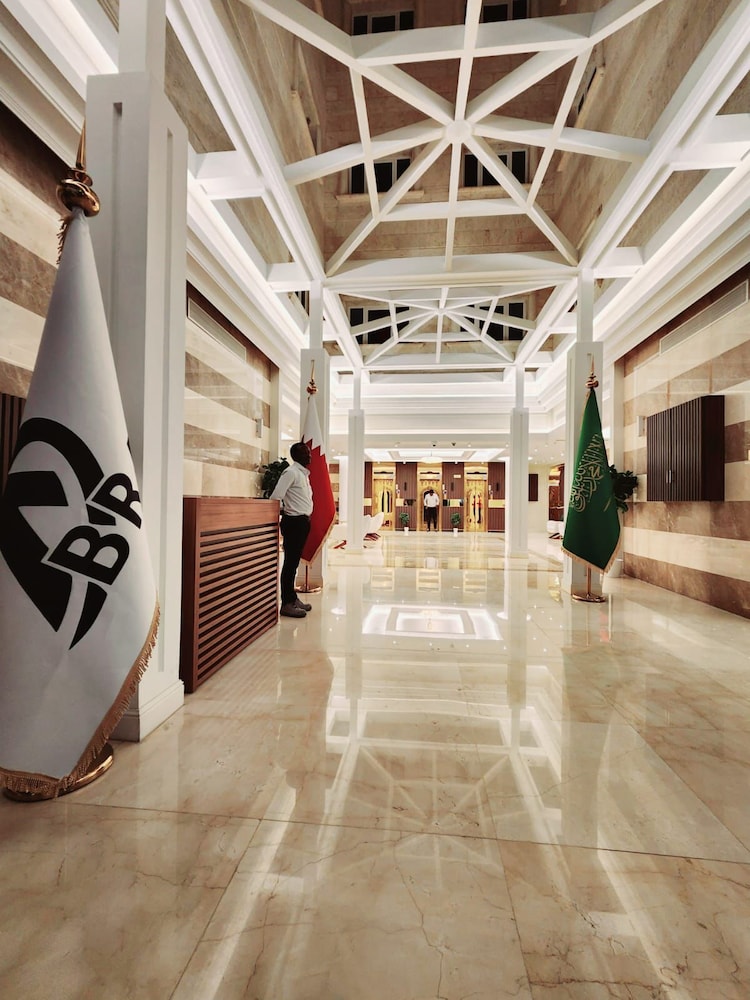 Al-Fakhama Plaza view 2