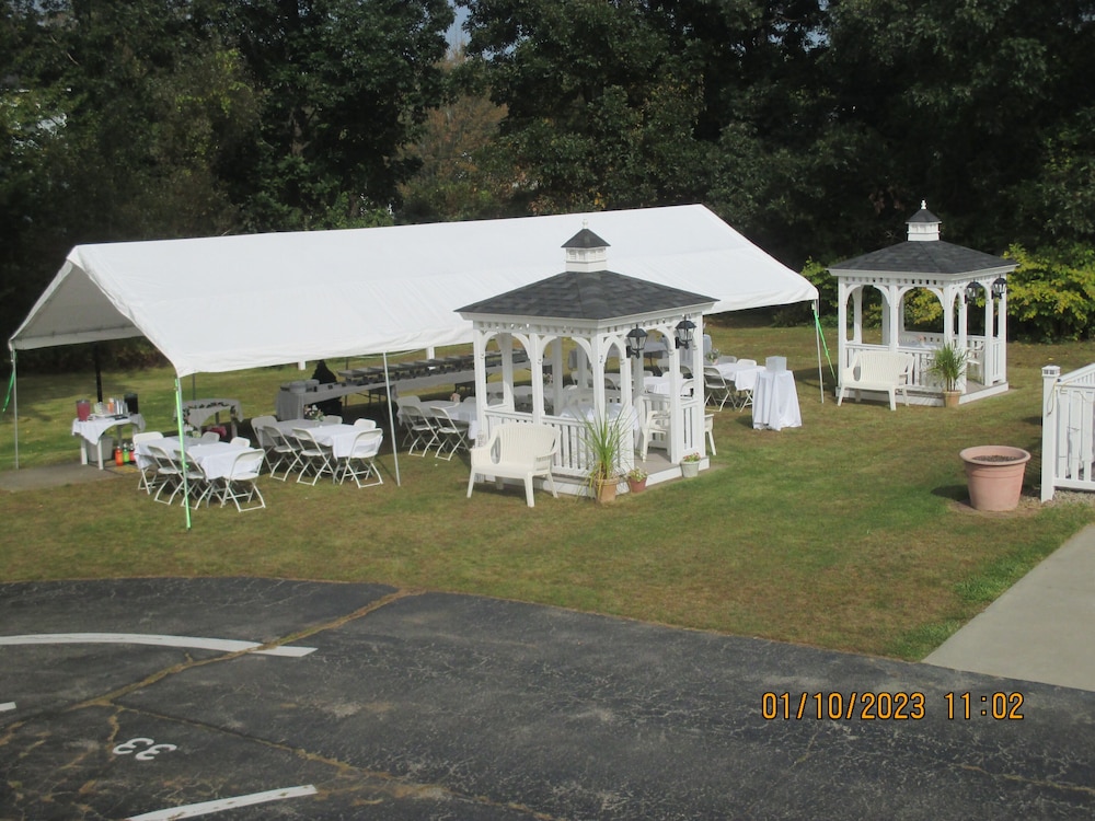 Long Beach Motor Inn