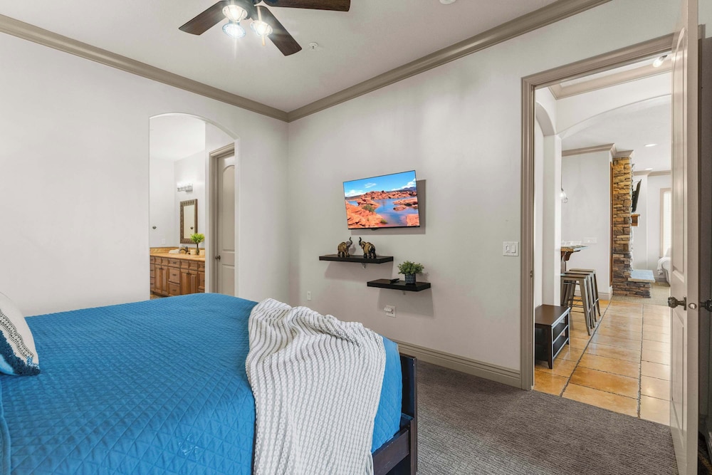 Sunset Vista - Amazing Views - Pet Friendly!