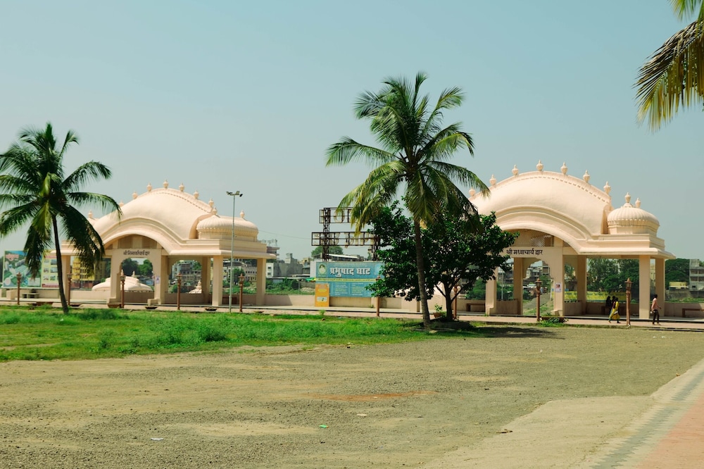 ISKCON Chandrabhaga guest house view 2