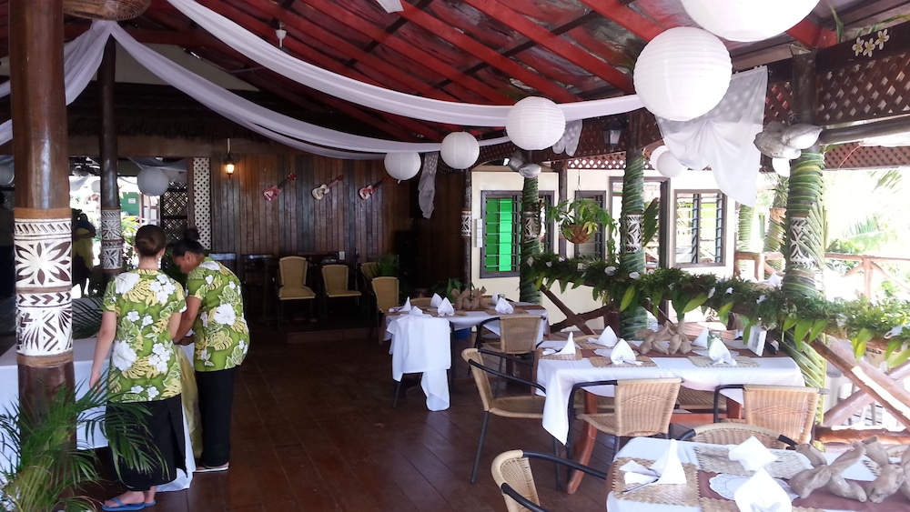 Va-i-moana Seaside Lodge