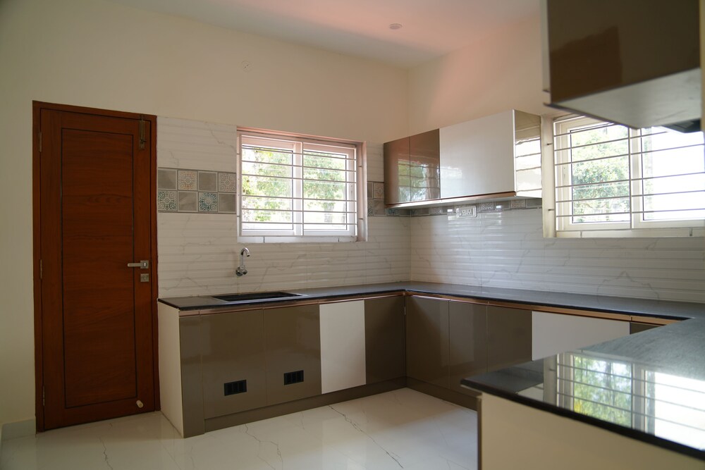 Queens Villa