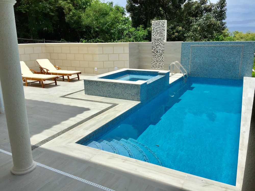 Hotel La Porta Della Casa - Image 1