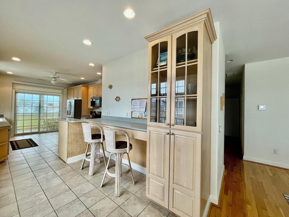Clayton Street 17B