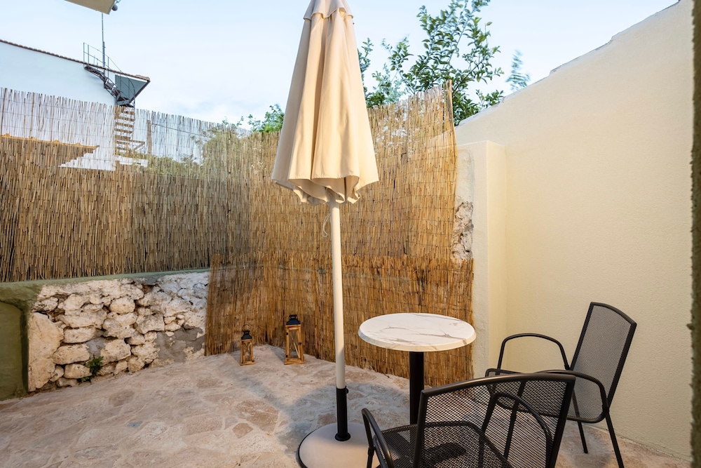 Filiatra Charming Urban Escapes Your Cozy Retreats