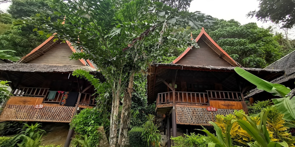 Phi Phi Relax Beach Resort