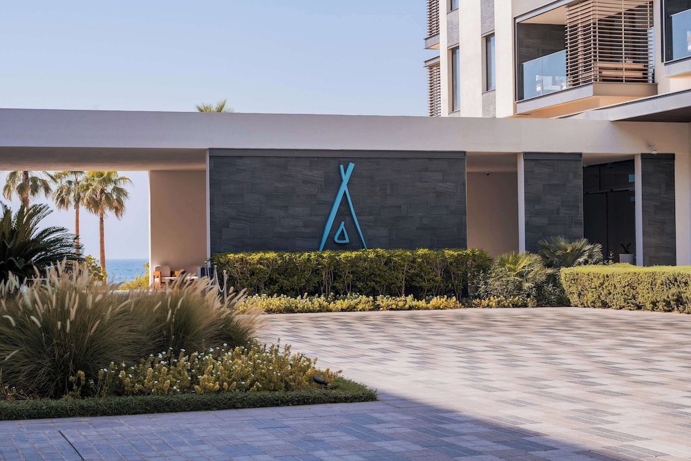 Hotel Nikki Beach Resort & Spa Dubai - Image 1