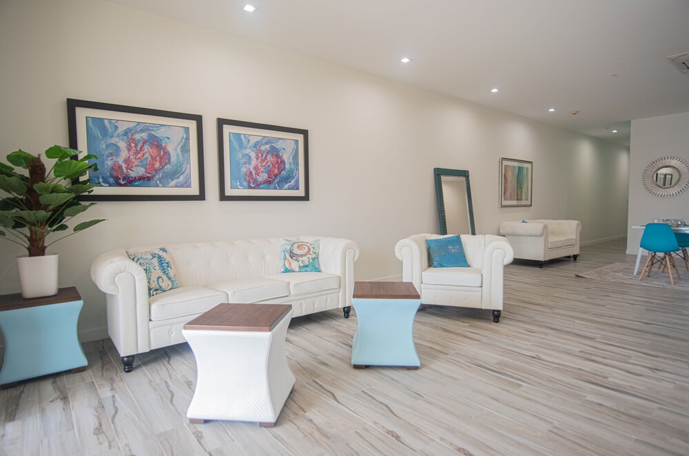 The Cove - Condo Hotel - Perfect Location