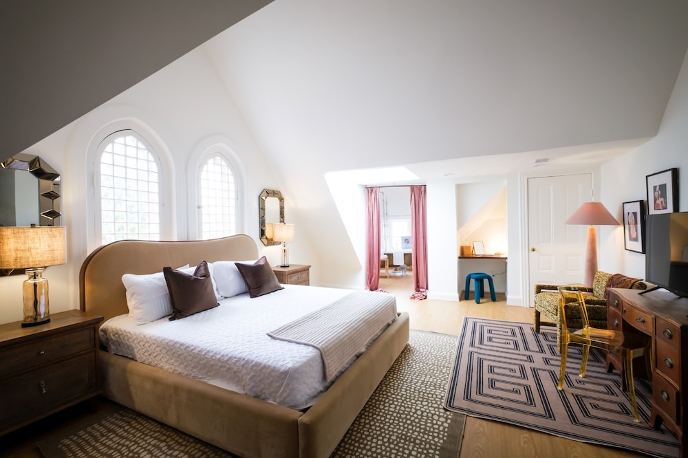Swann House Historic Dupont Circle Inn