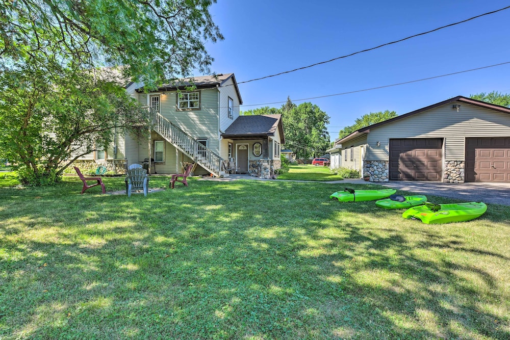 'blue Haven' Watertown Retreat By Crow River! view 4
