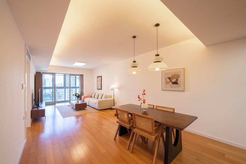 Tyms Elegant 2BR 1BA Apt Yongxin Century