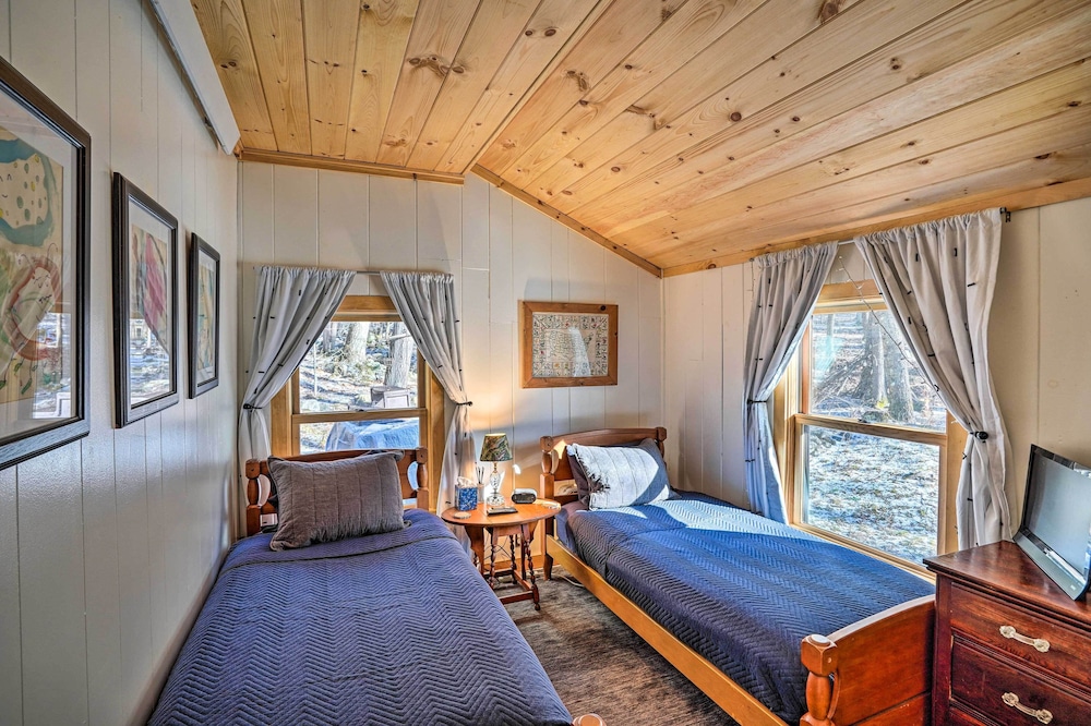 Brattleboro Vacations - Cozy Falls Brook Cabin: Hike  Swim On-site! - Property Image 25