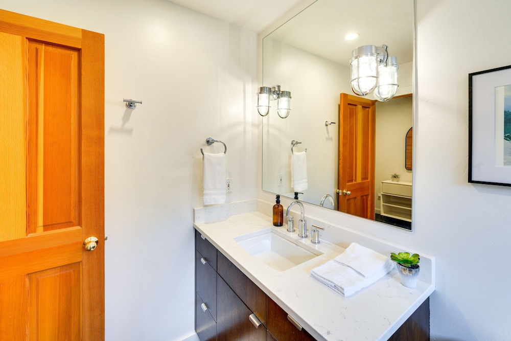 Ketchum Vacations - Ketchum Townhouse - Walk to River Run Day Lodge! - Property Image 15