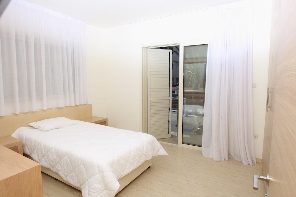 Athena Beach Villa