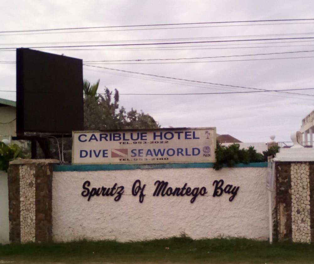 CariBlue Beach Hotel