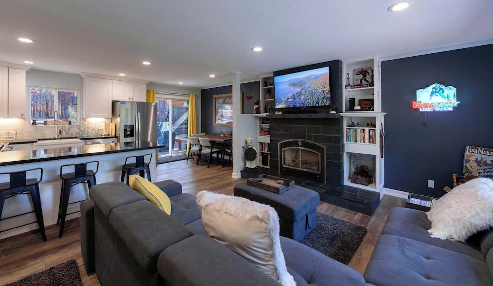 Private Woods - Heavenly California Lodge