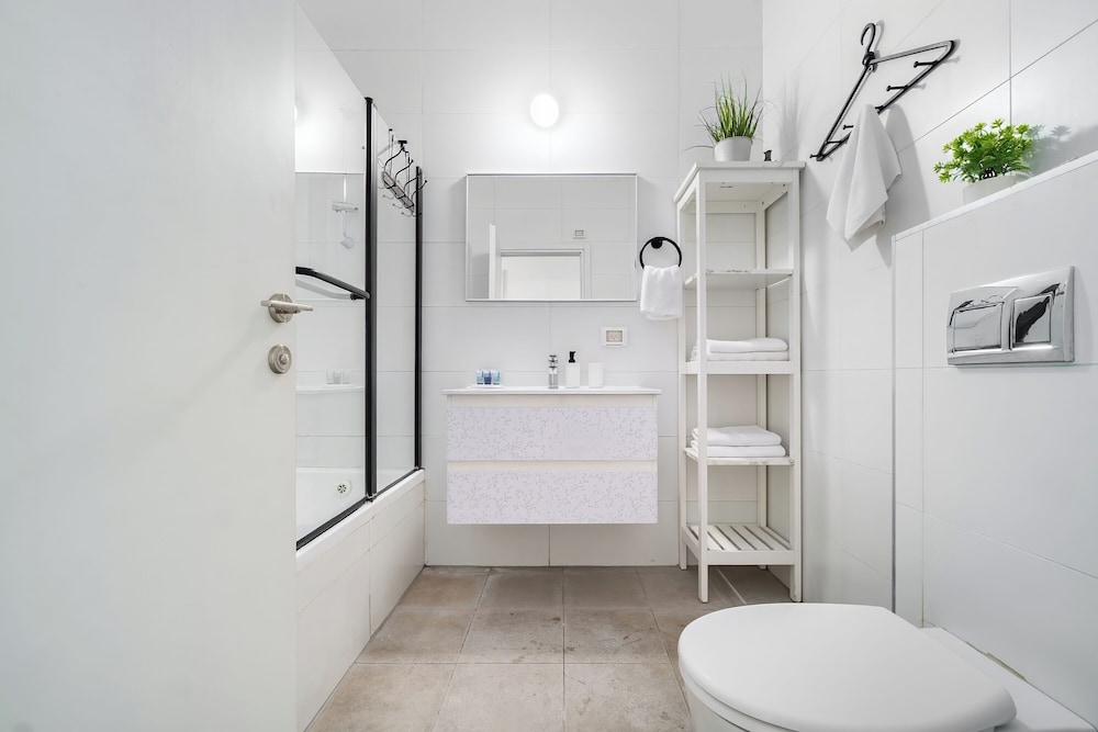 Achziv Bright Garden Stay by Sea N' Rent