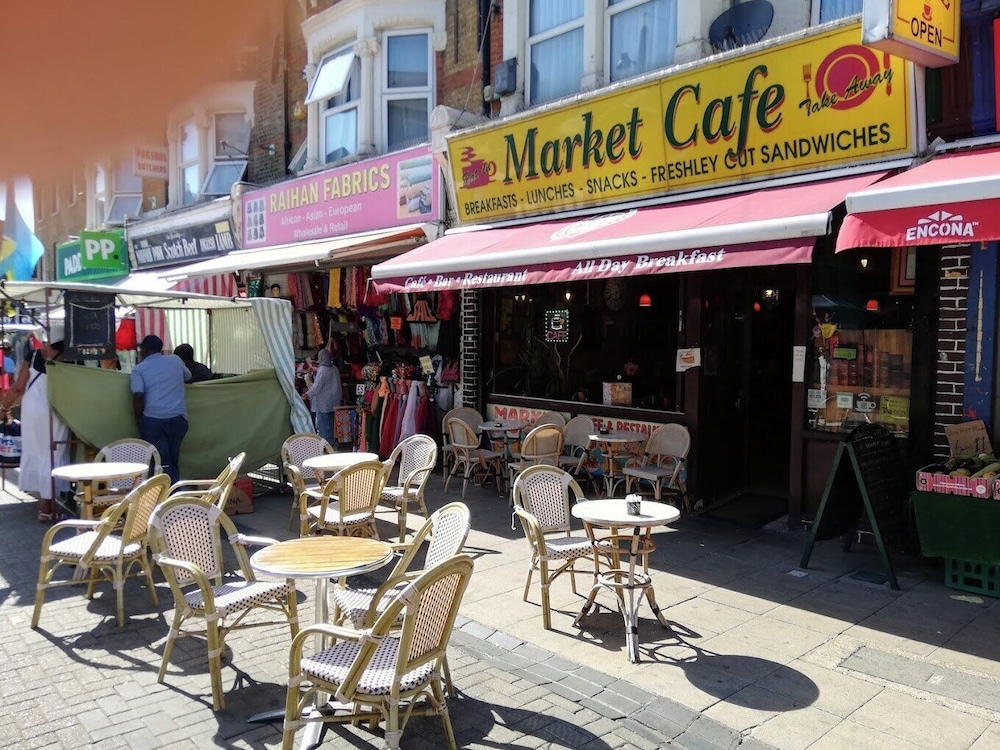 Walthamstow - Apartment - Sleeps 3 - Streetparking