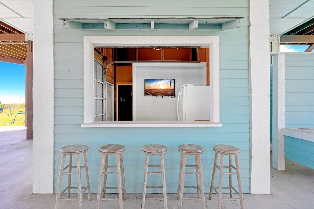 Sunset Bliss 4 Bedroom Home