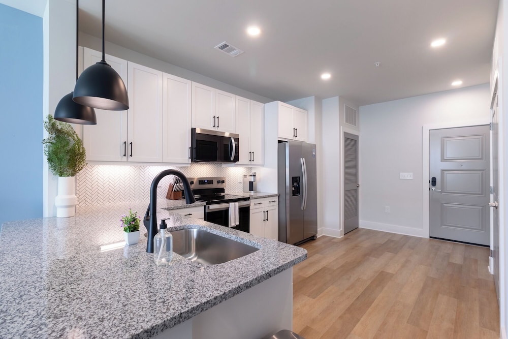 Landing Amazing 1bd, Yoga Studio, Clubhouse