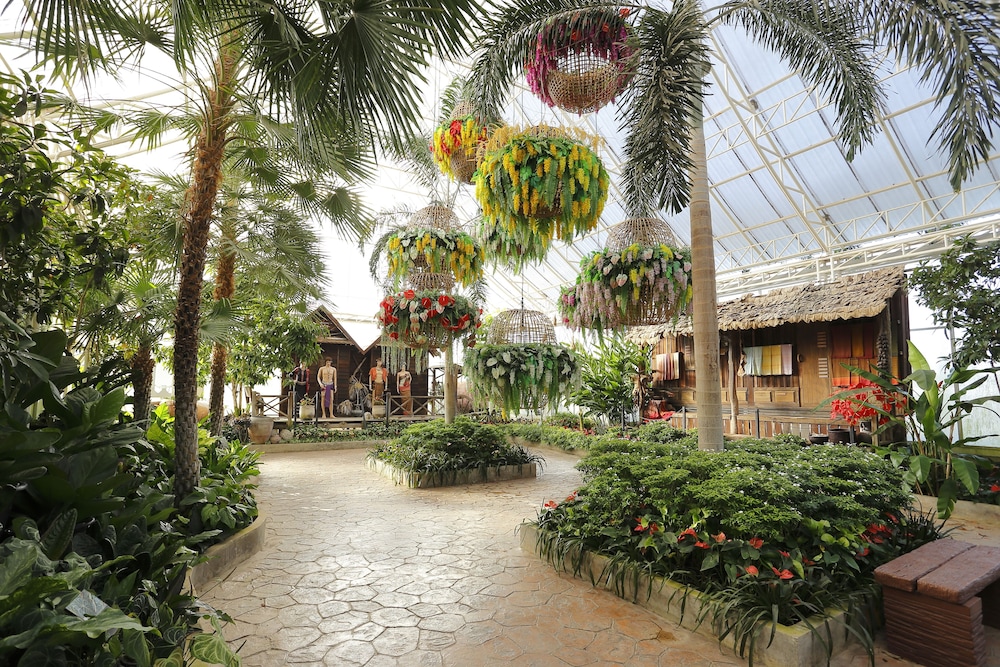 Play La Ploen Boutique Resort