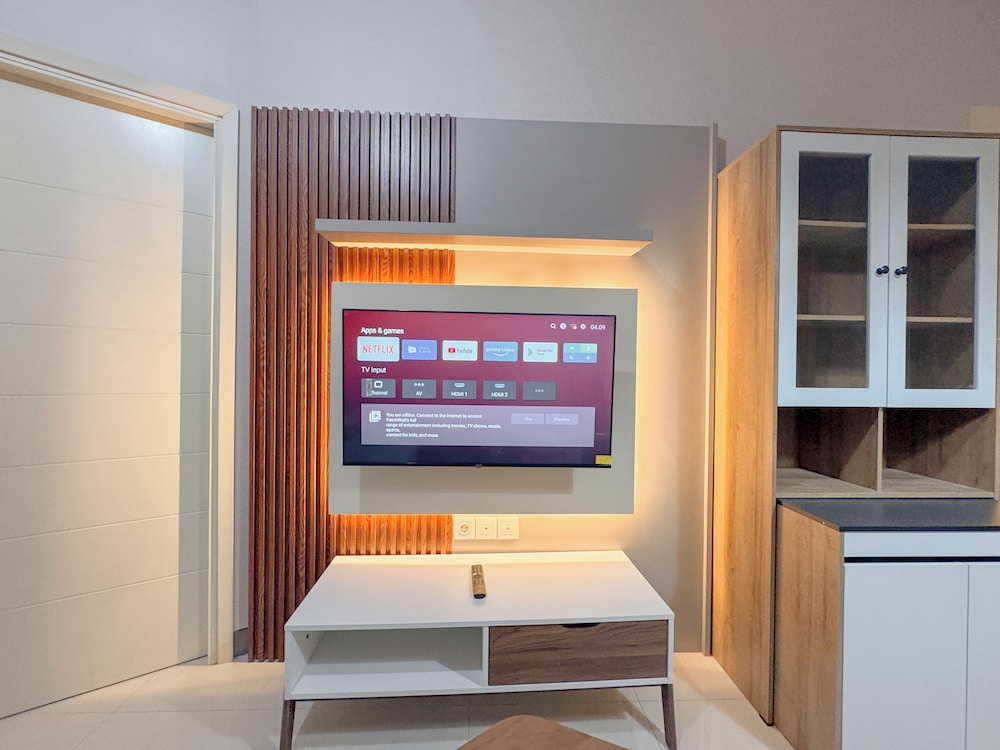 Minimalist 2Br And Well Design Room At Benson Supermall Mansion Apartment
