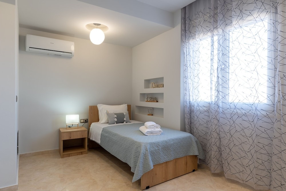 Marie Nicol Apartments Private Pool 3 Bedrooms