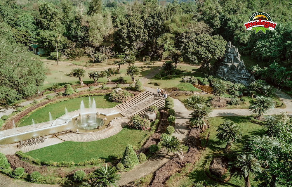 Madagui Forest City