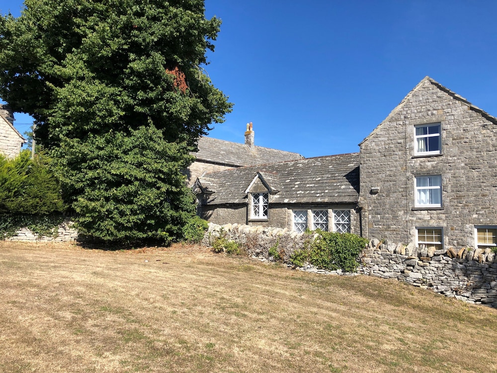 Sea Pink Cottage