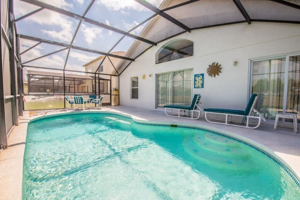 Villa Near Disney 4 Bd 3 Bt With Private Pool Quiet Comminuty
