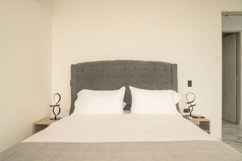 w Great 2BR w Ocean View Near C Amurallada