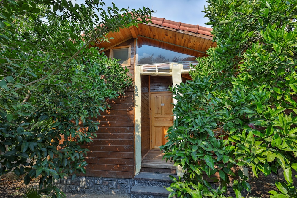 Sunrise Bungalows