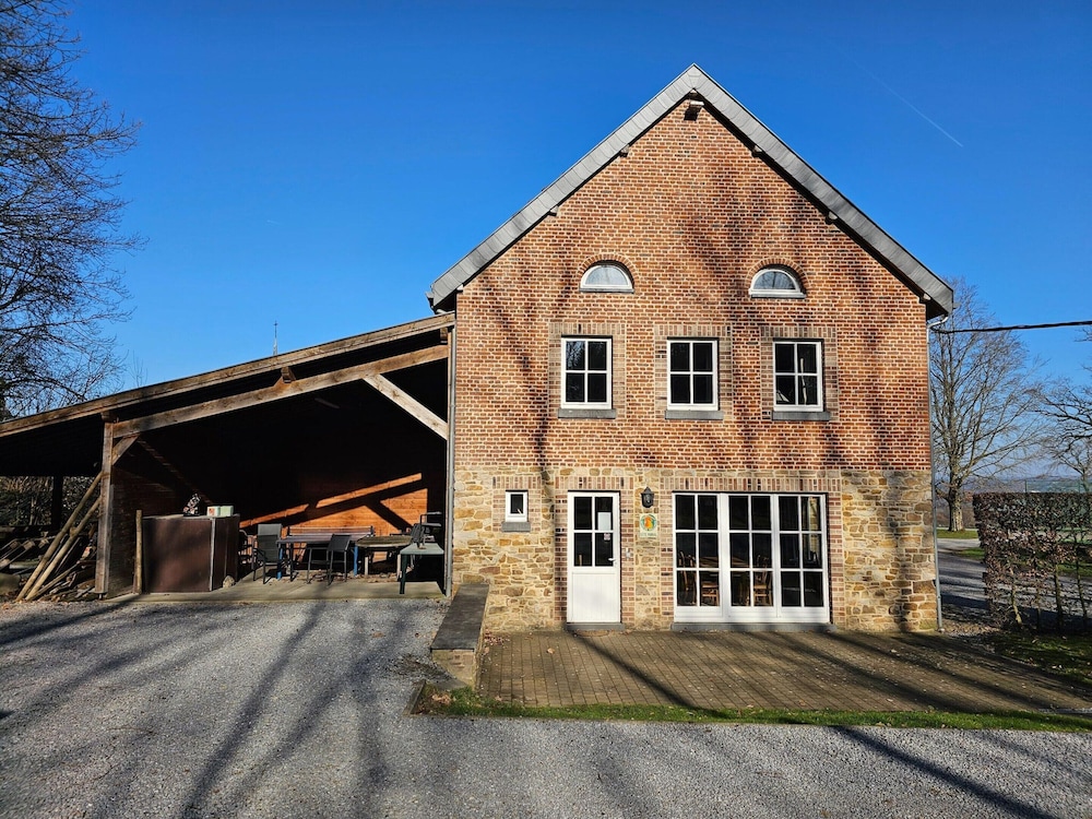 Holiday Home in Wallonie With Terrace