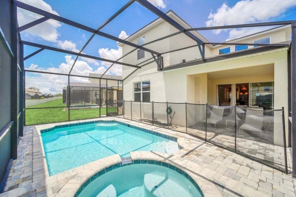 Luxury Home In Resort With Pool, Spa Florider! 7 Bedroom Villa