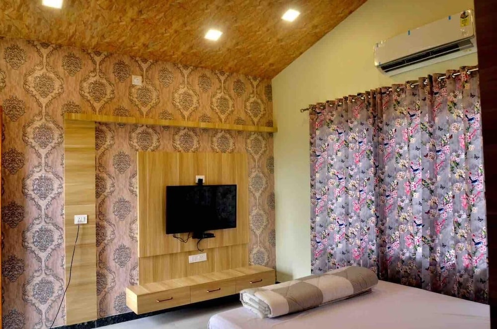 KISAN FARM HOUSE
