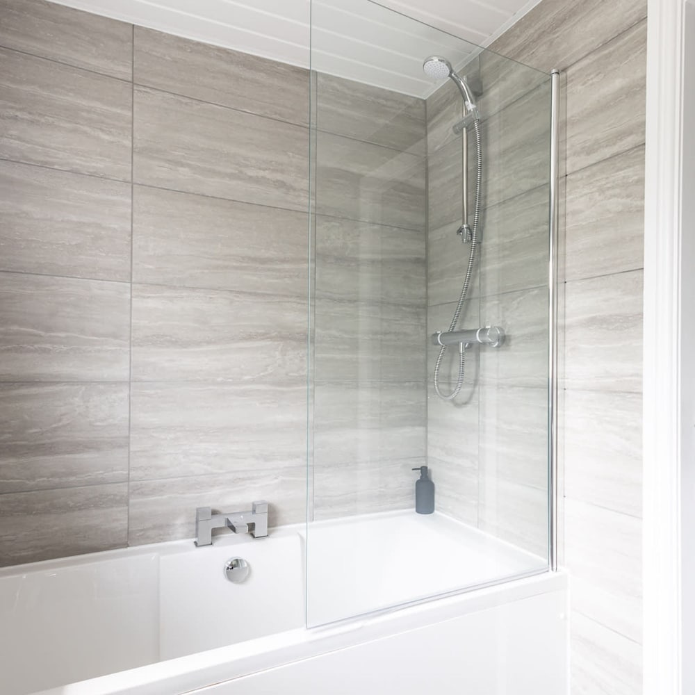 Host Stay The Westbourne Grande