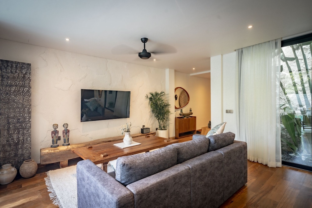 Casa Mira Uluwatu