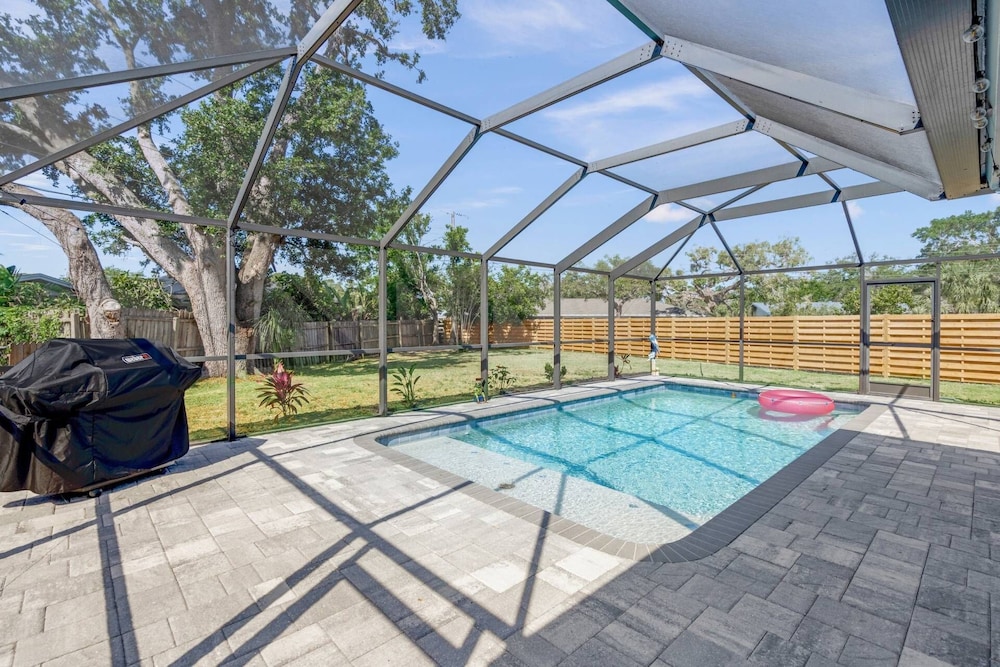Silver Palm Retreat