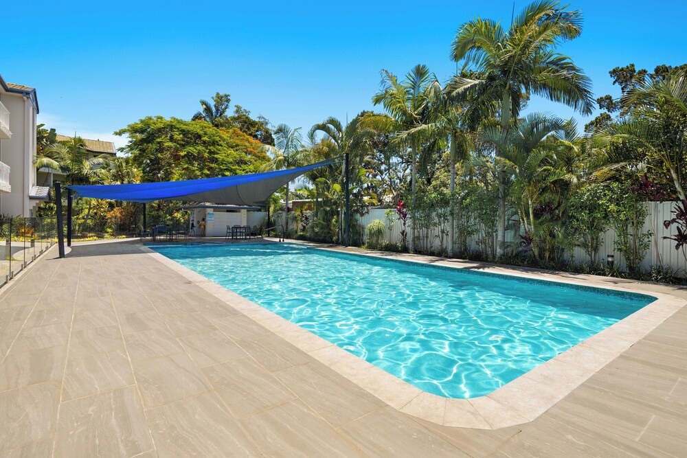 Coastal Cool in Prime Burleigh Heads