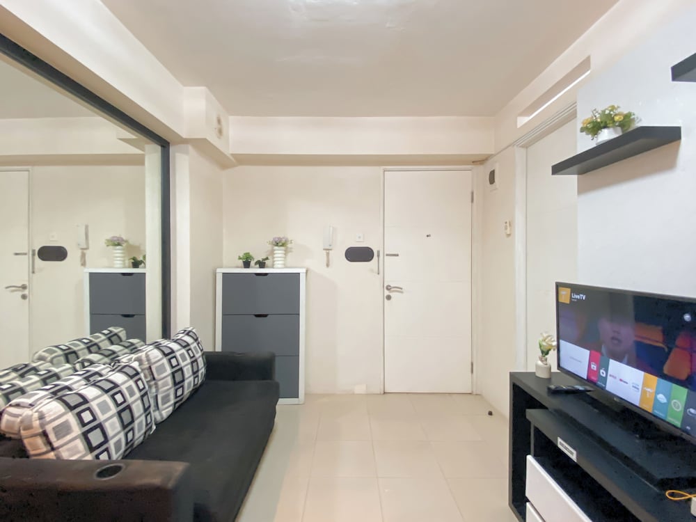 Functional 2Br At Apartment Bassura City