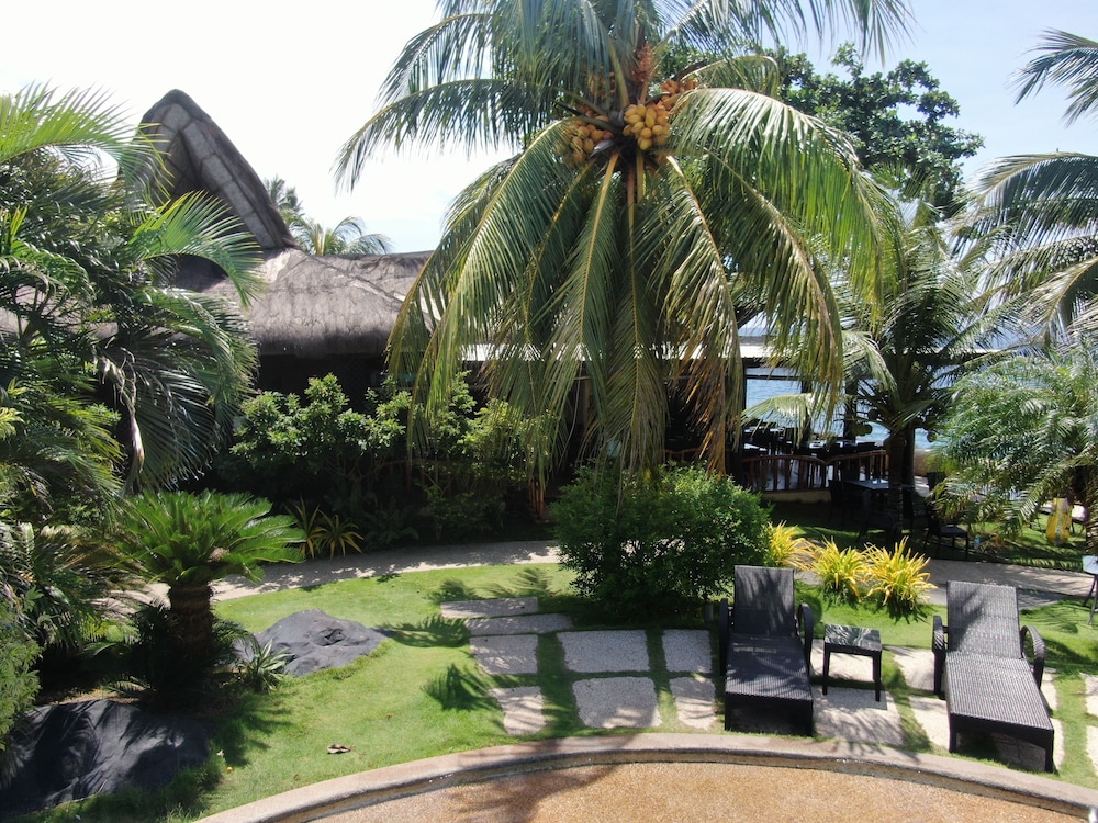 Thalatta Resort