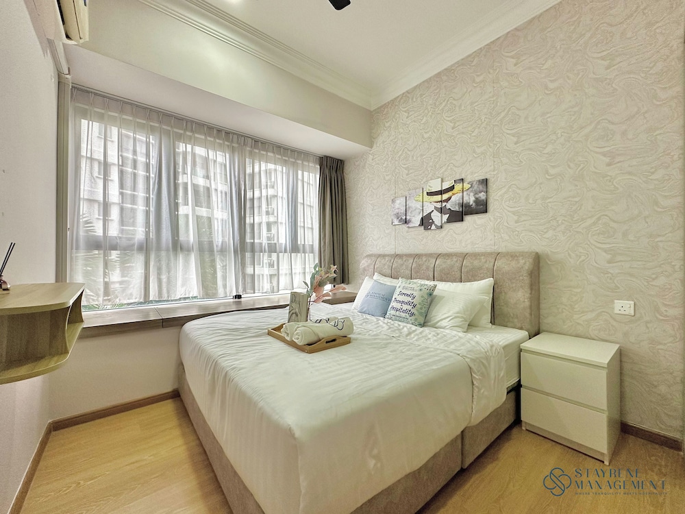 Country Garden Danga Bay Sea View Homestay by Stayrene
