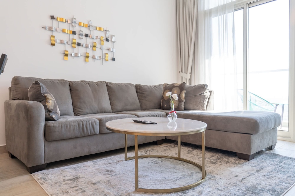 Luxury 1-bedroom in Dubai Marina That Sleeps 2