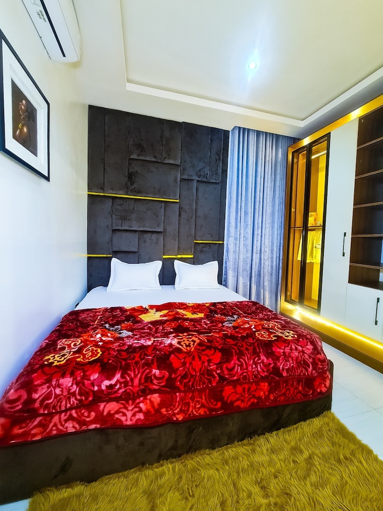 Premium One Bedroom Apartment