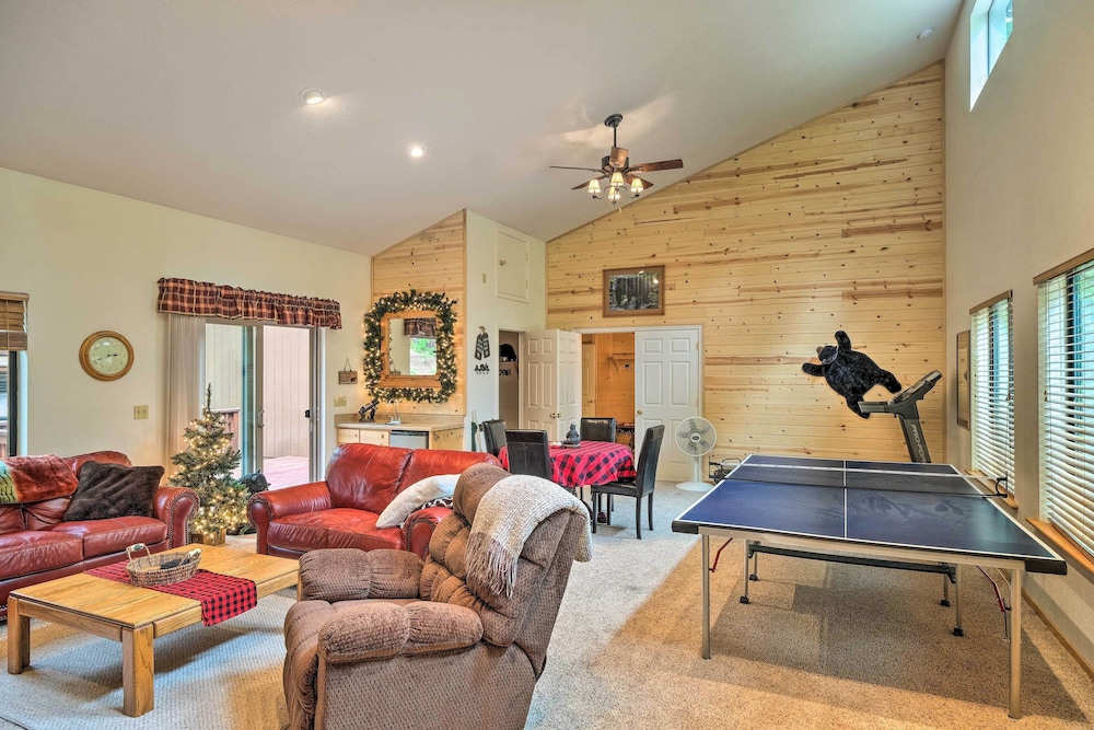 Game Room & Deck: Pet-friendly Camp Connell Cabin