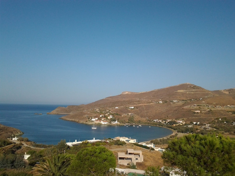 Holiday Rooms view 2