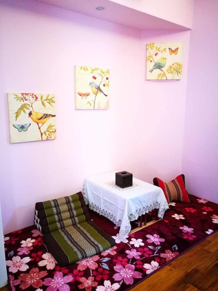 198 Red Hat B&B