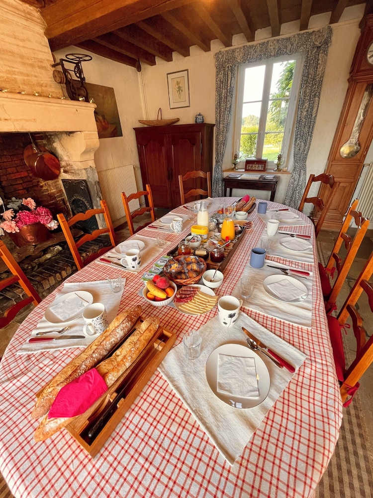 Ferme fortifiée d Enguenard